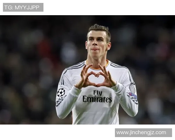 足球明星重返童年变婴儿萌态百出引发网友热议和欢笑 足球明星重返童年变婴儿萌态百出引发网友热议和欢笑